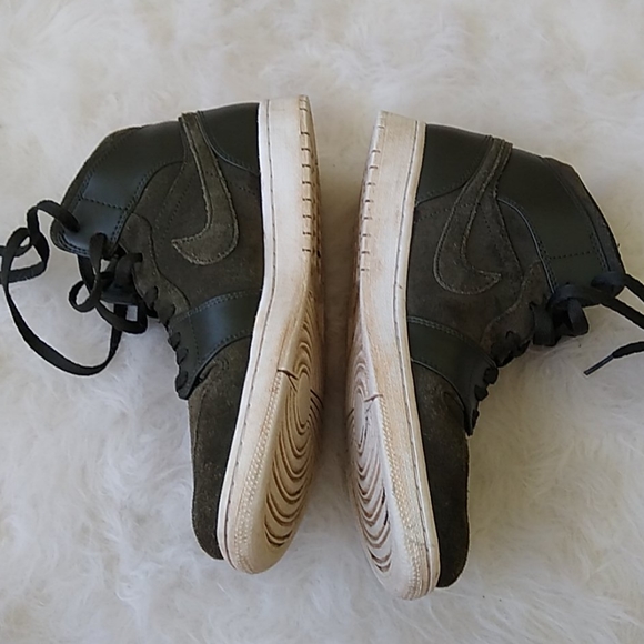 NIKE AIR JORDAN 1 Retro Mid Sequoia Green Mens - Picture 5 of 9